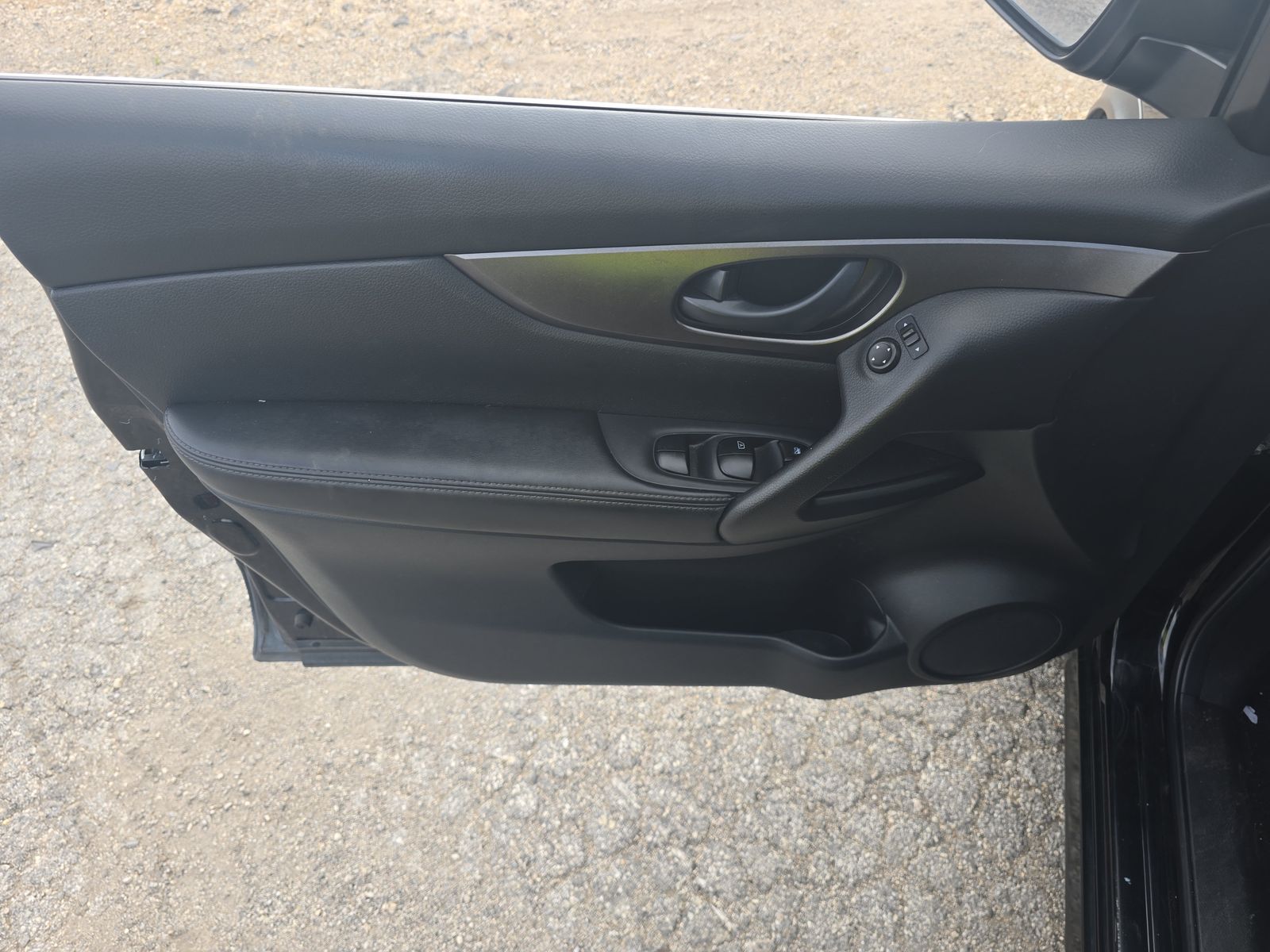 2017 Nissan Rogue Sport S FWD