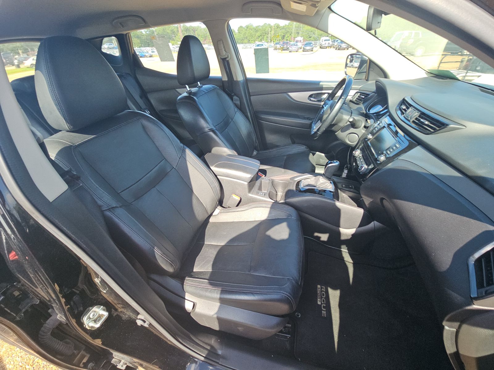 2020 Nissan Rogue Sport SL FWD