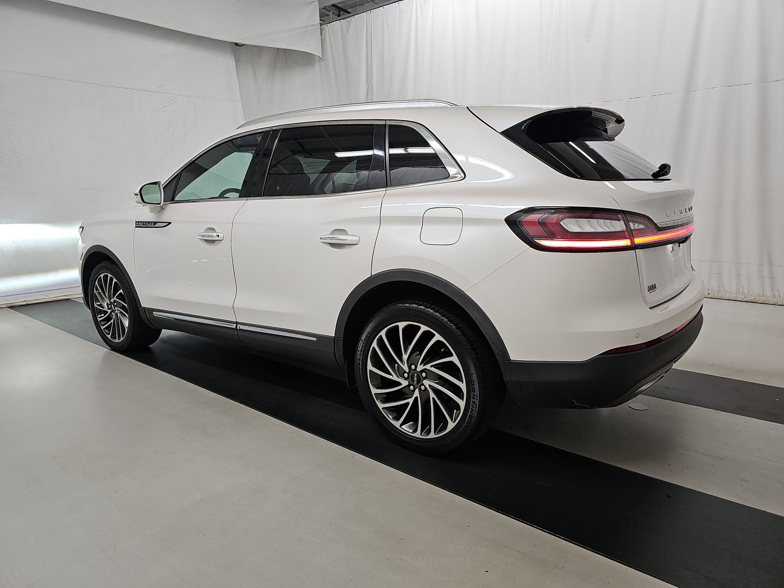 2019 Lincoln Nautilus Reserve AWD