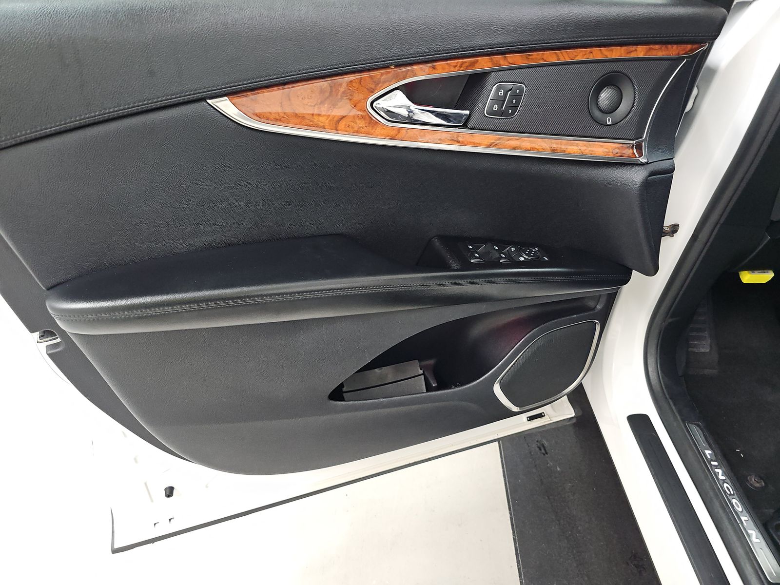 2019 Lincoln Nautilus Reserve AWD