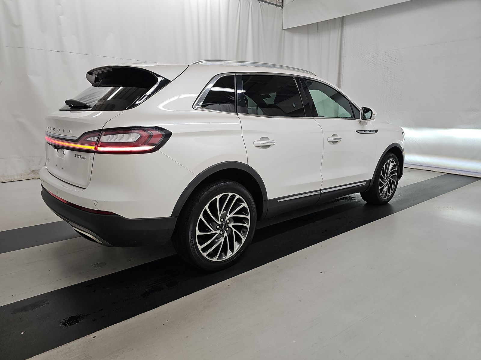 2019 Lincoln Nautilus Reserve AWD