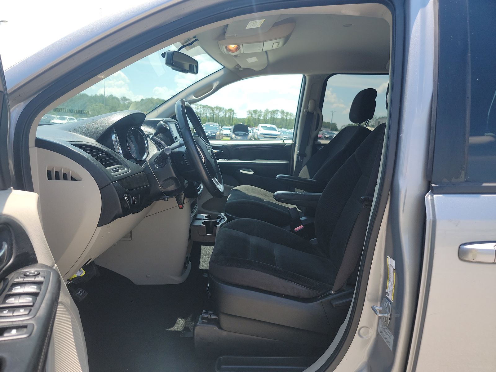 2017 Dodge Grand Caravan SE FWD