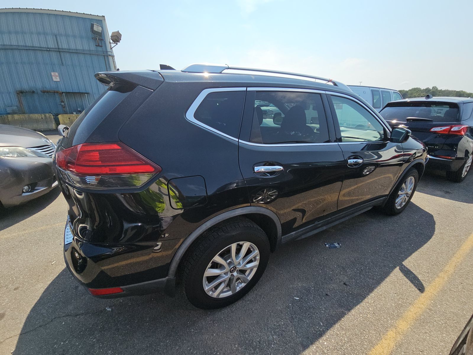 2017 Nissan Rogue SV AWD