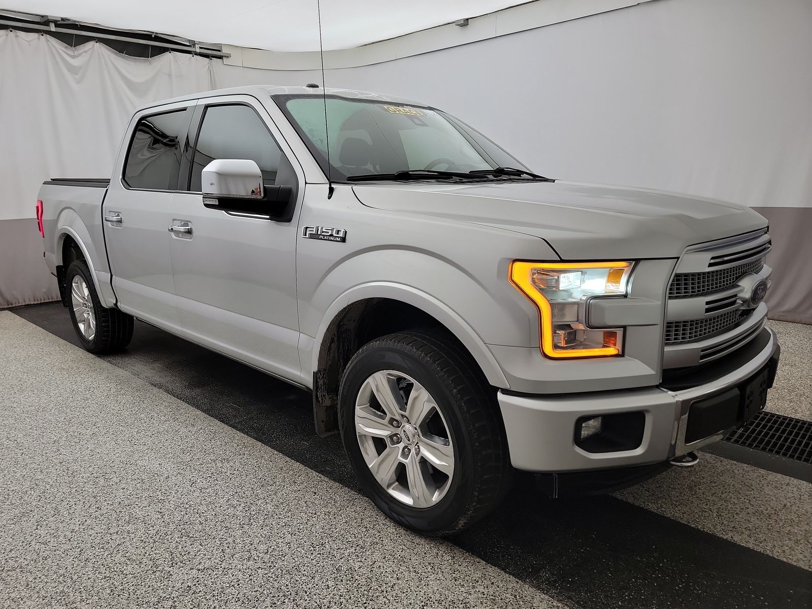 2016 Ford F-150 Platinum AWD