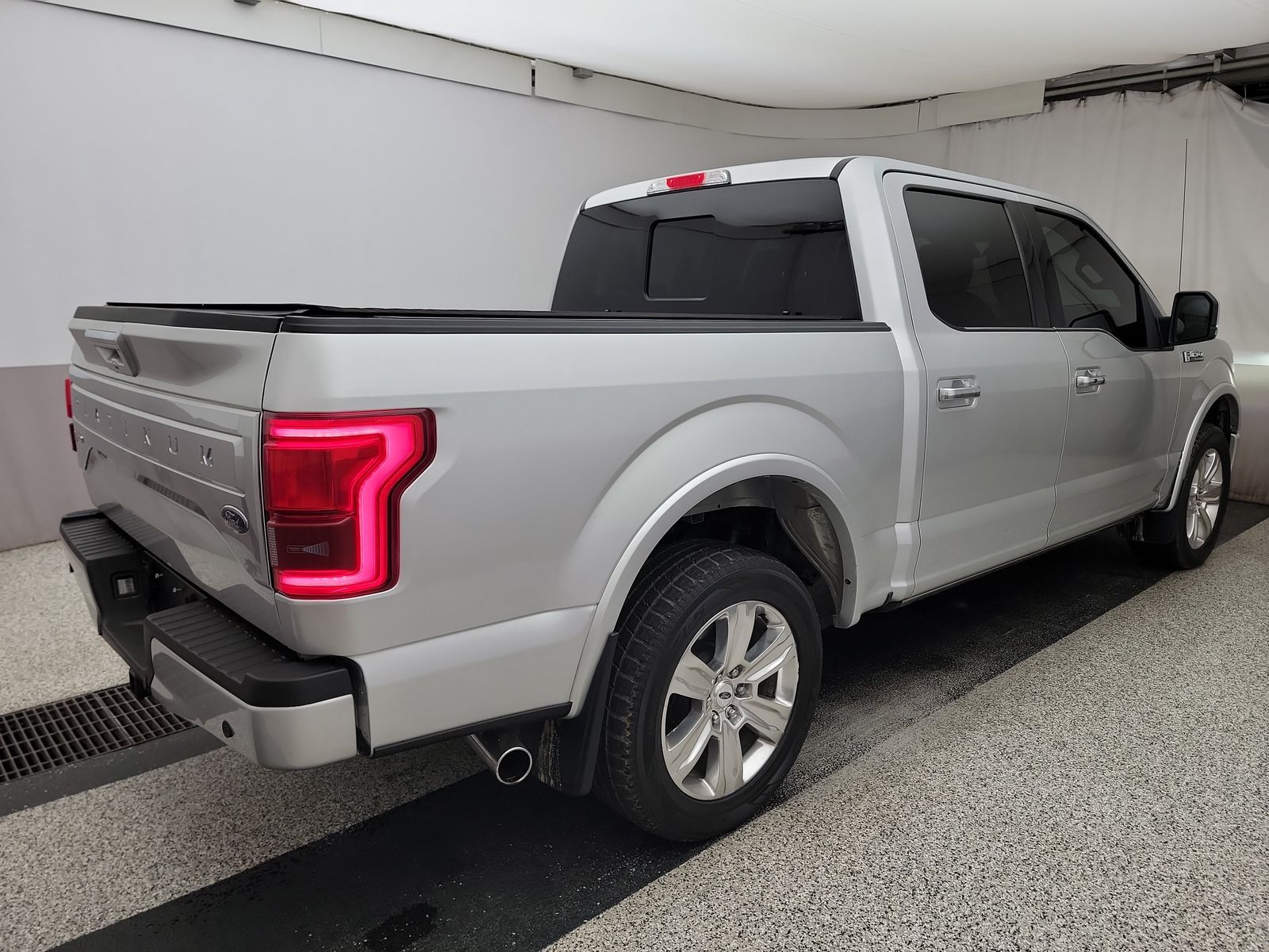 2016 Ford F-150 Platinum AWD