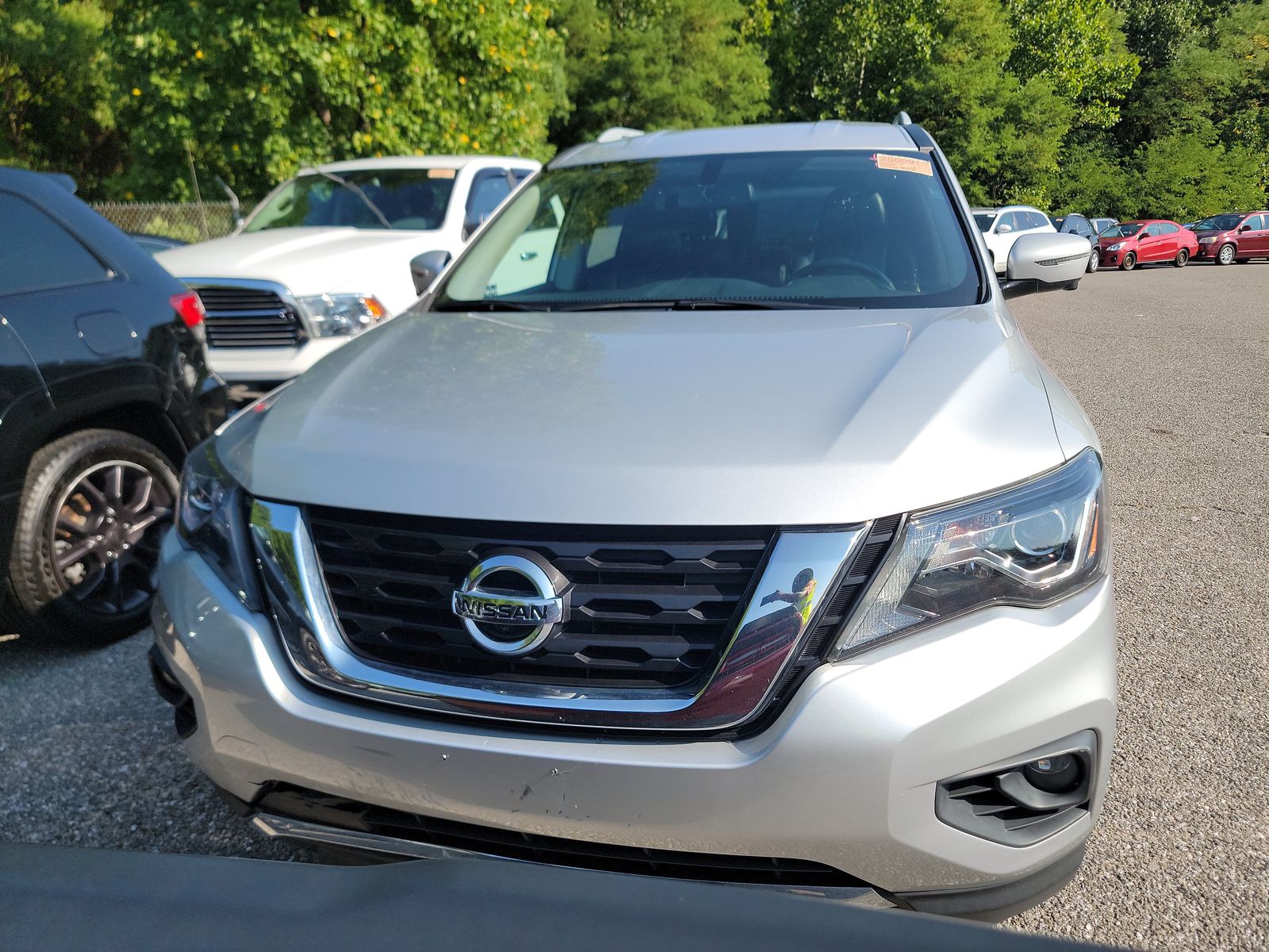 2020 Nissan Pathfinder SL FWD