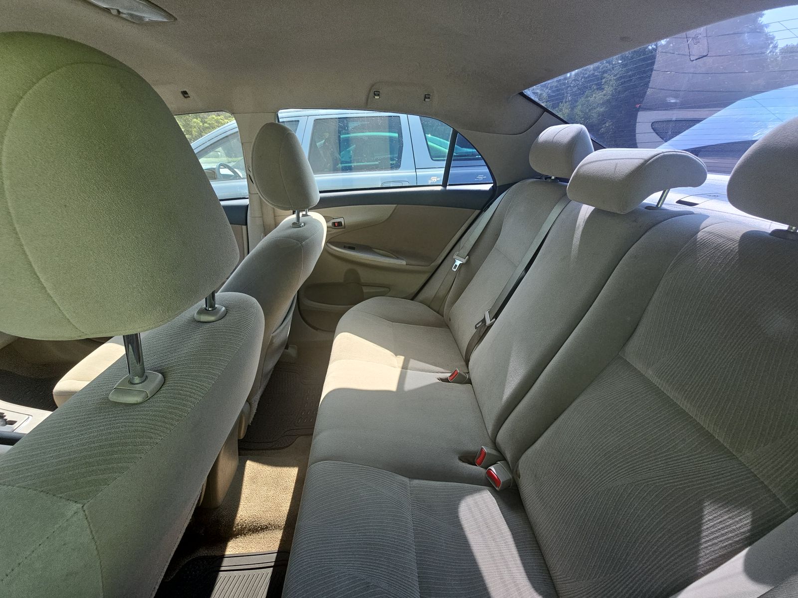 2013 Toyota Corolla LE FWD