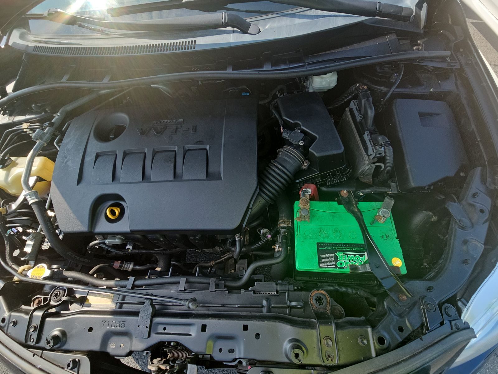 2013 Toyota Corolla LE FWD