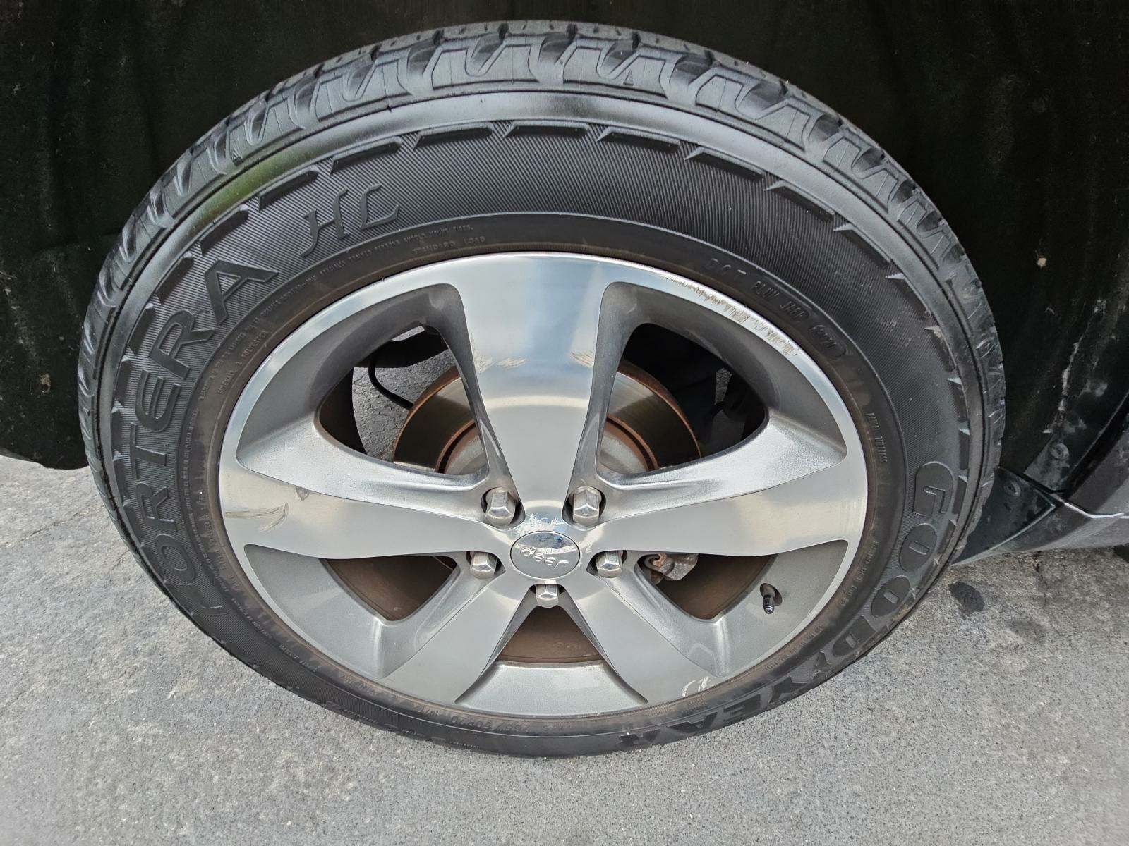 2014 Jeep Grand Cherokee Overland AWD