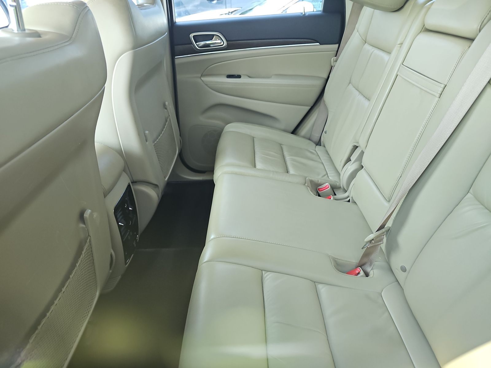 2015 Jeep Grand Cherokee Limited AWD