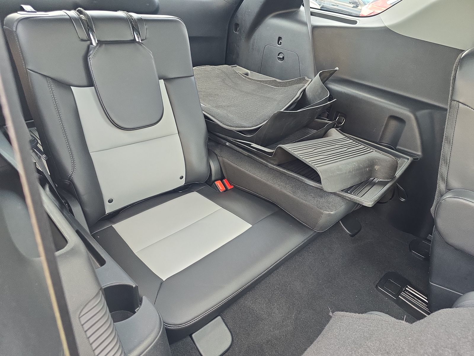 2022 Ford Explorer XLT AWD