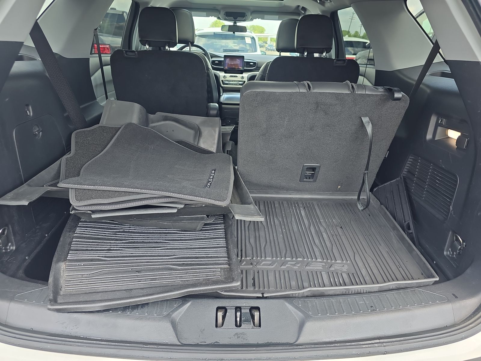 2022 Ford Explorer XLT AWD