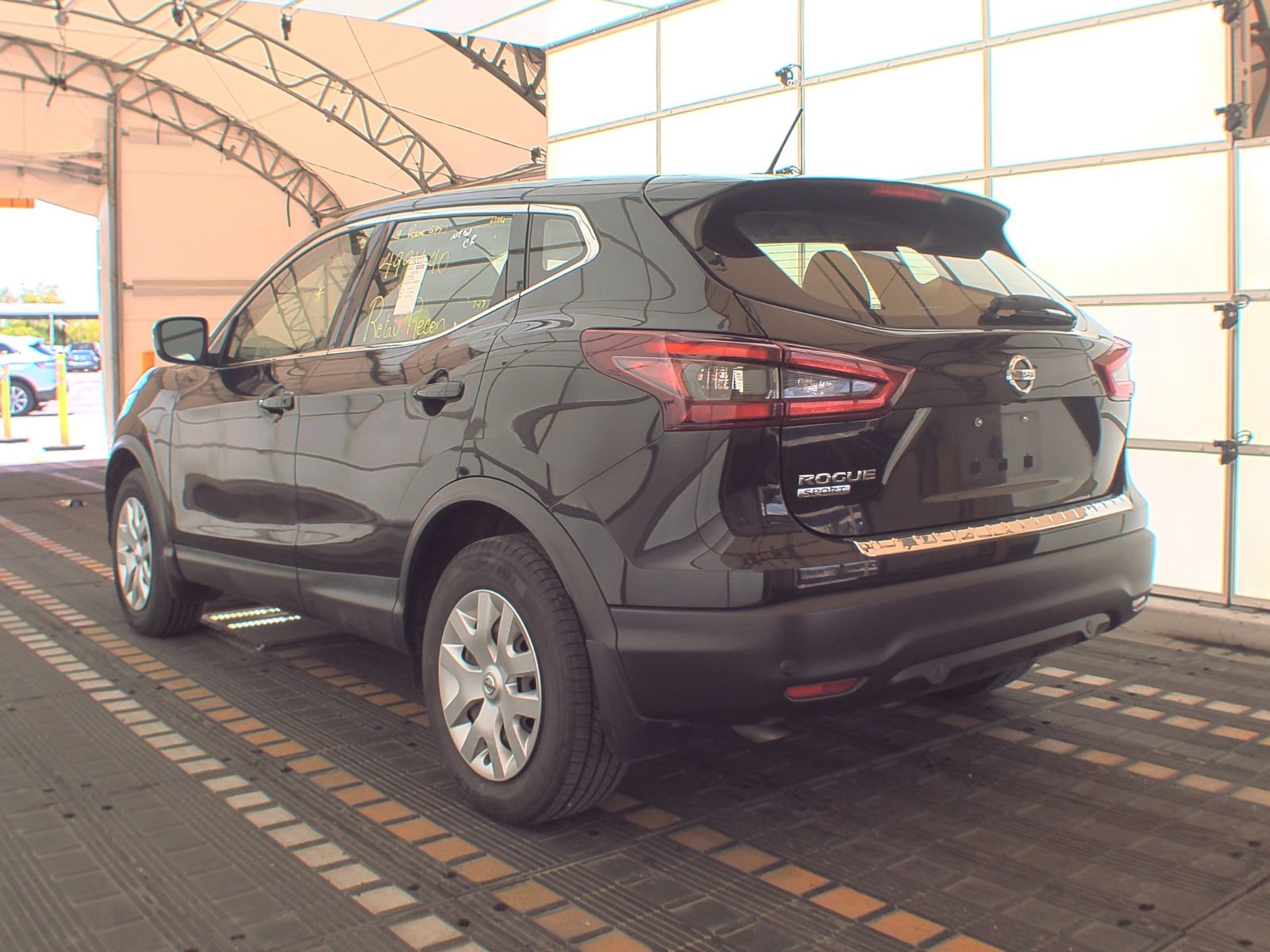 2020 Nissan Rogue Sport S FWD