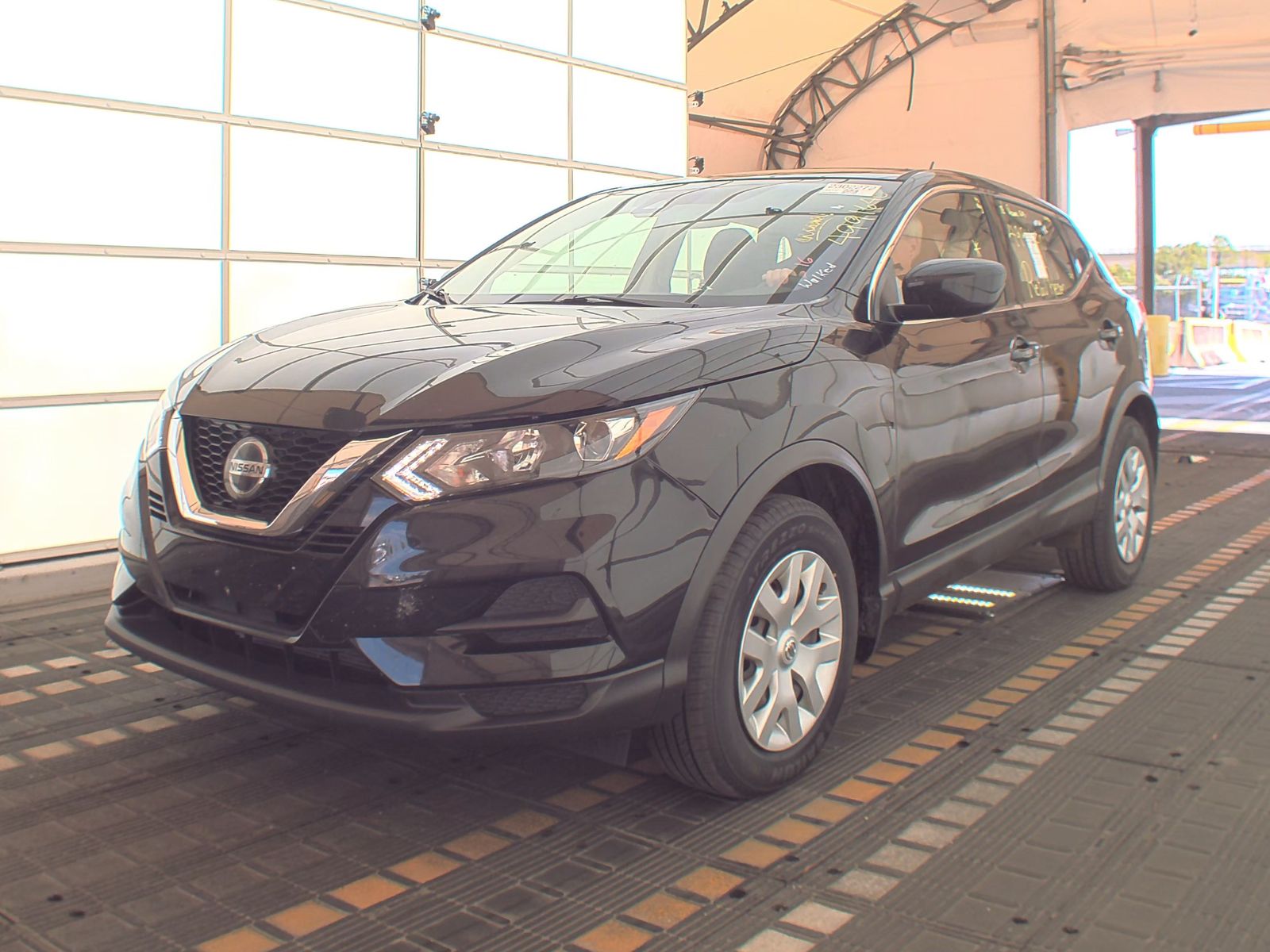 2020 Nissan Rogue Sport S FWD