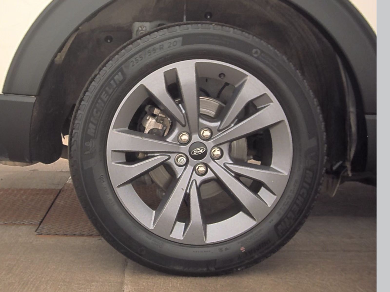 2022 Ford Explorer XLT AWD