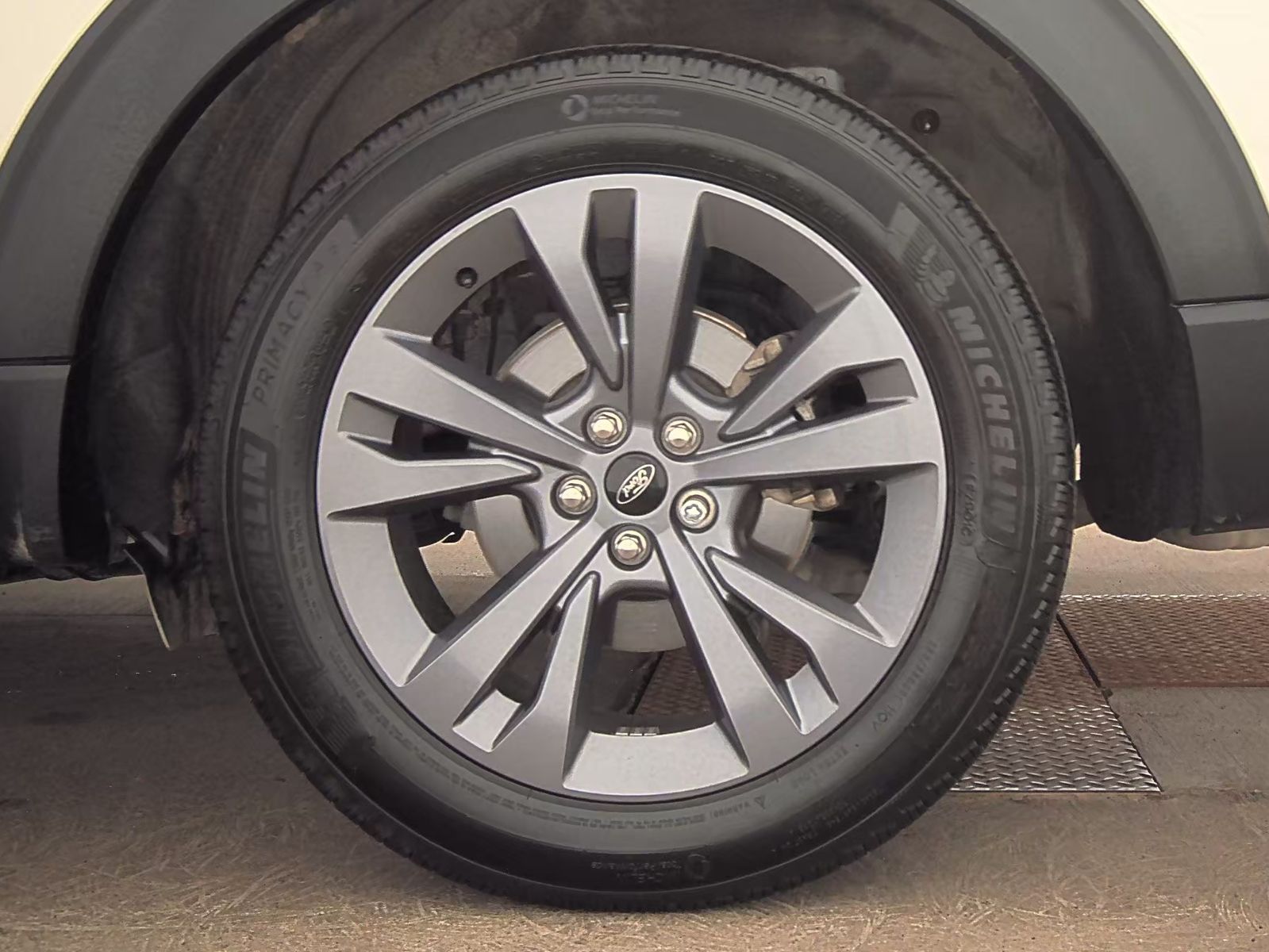 2022 Ford Explorer XLT AWD