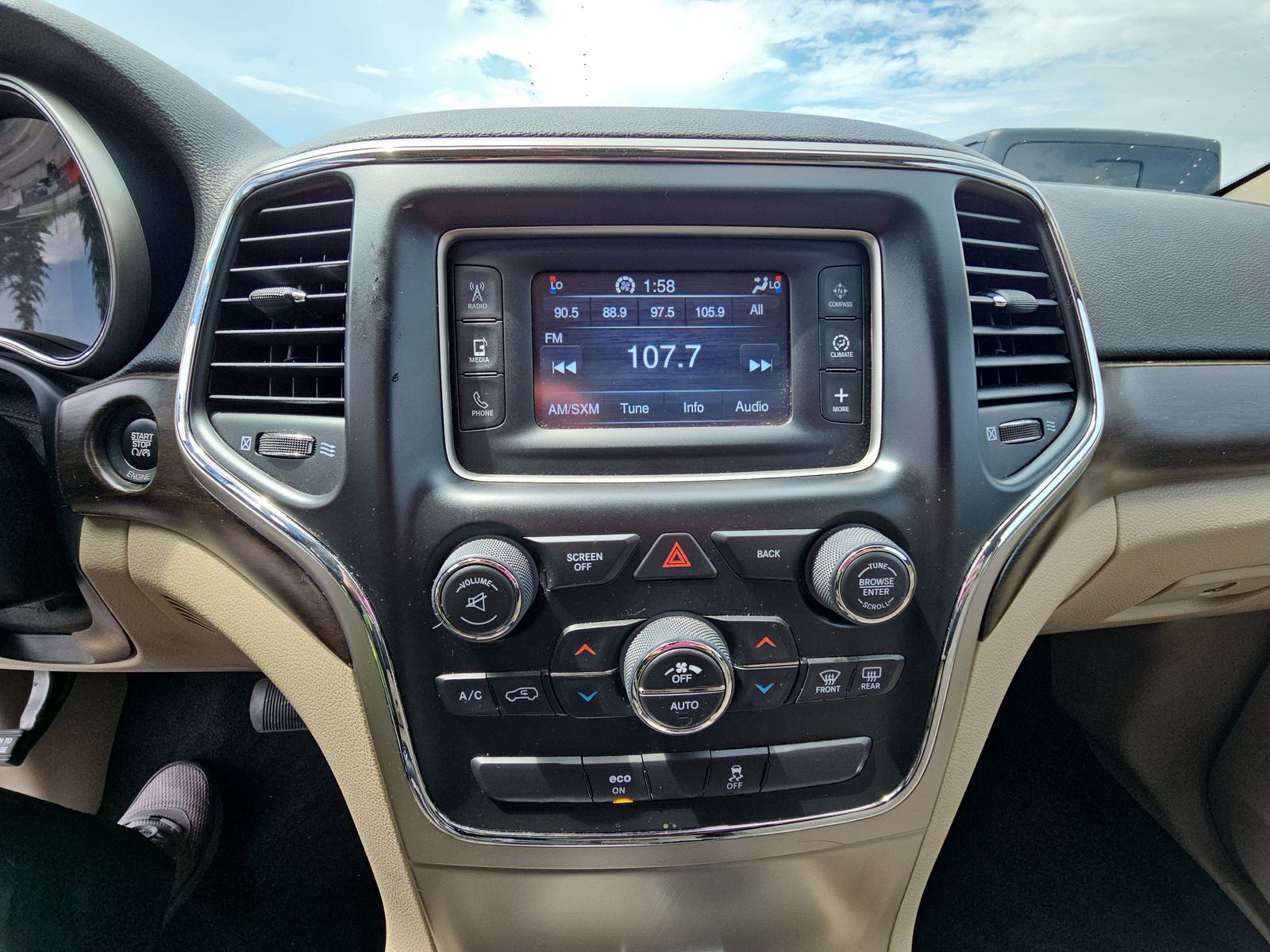 2014 Jeep Grand Cherokee Laredo AWD