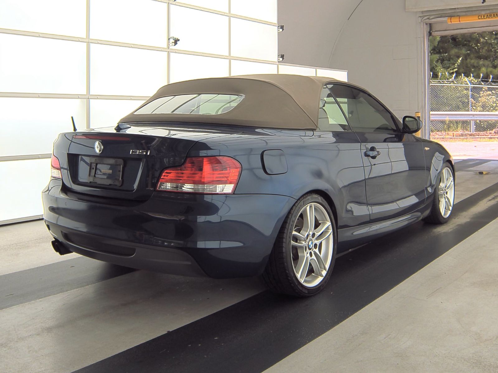 2011 BMW 1 Series 135i RWD