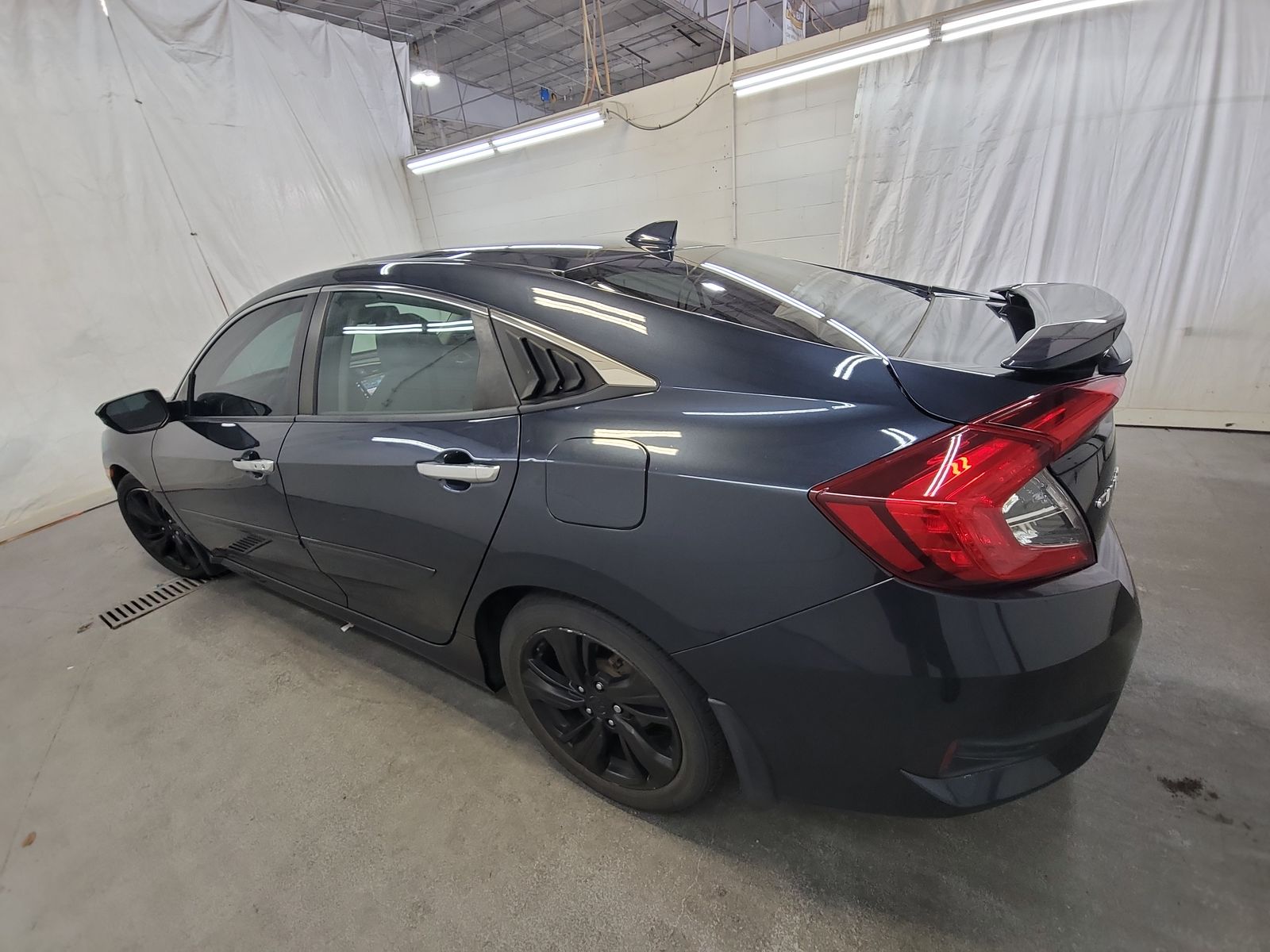 2017 Honda Civic Touring FWD