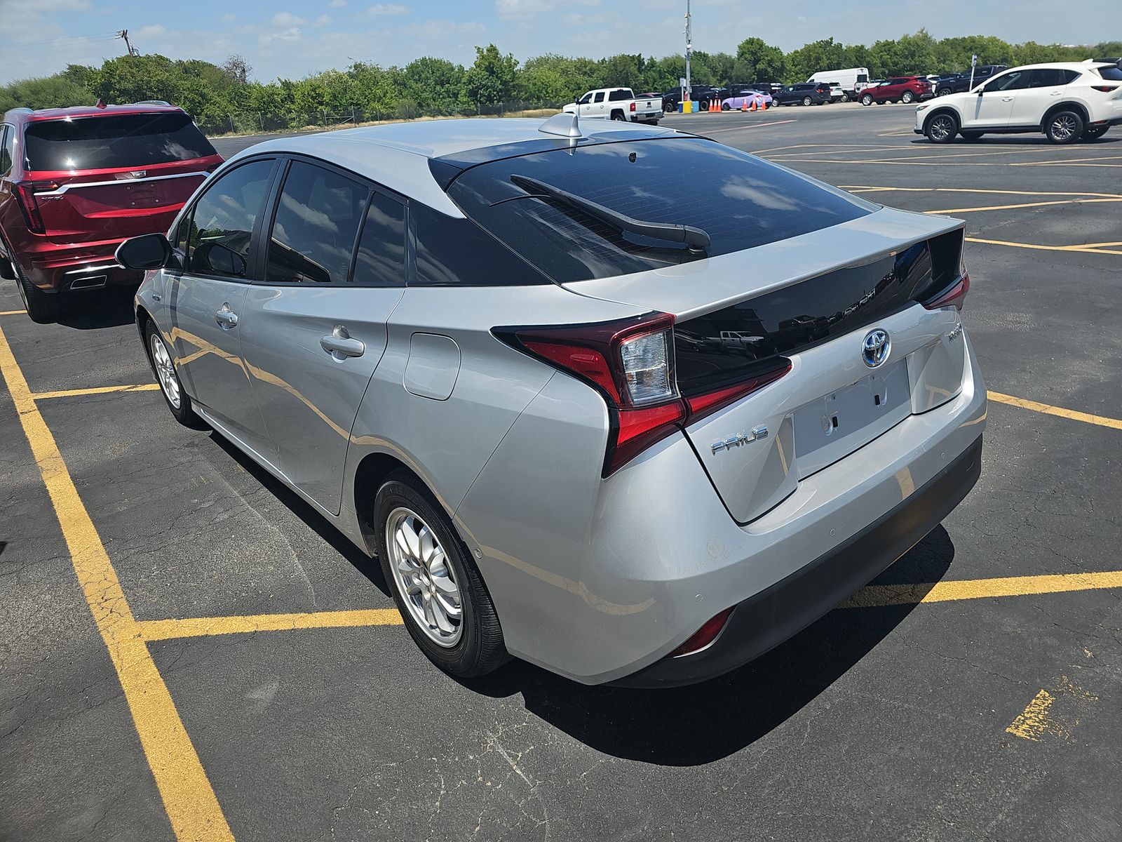 2022 Toyota Prius LE FWD