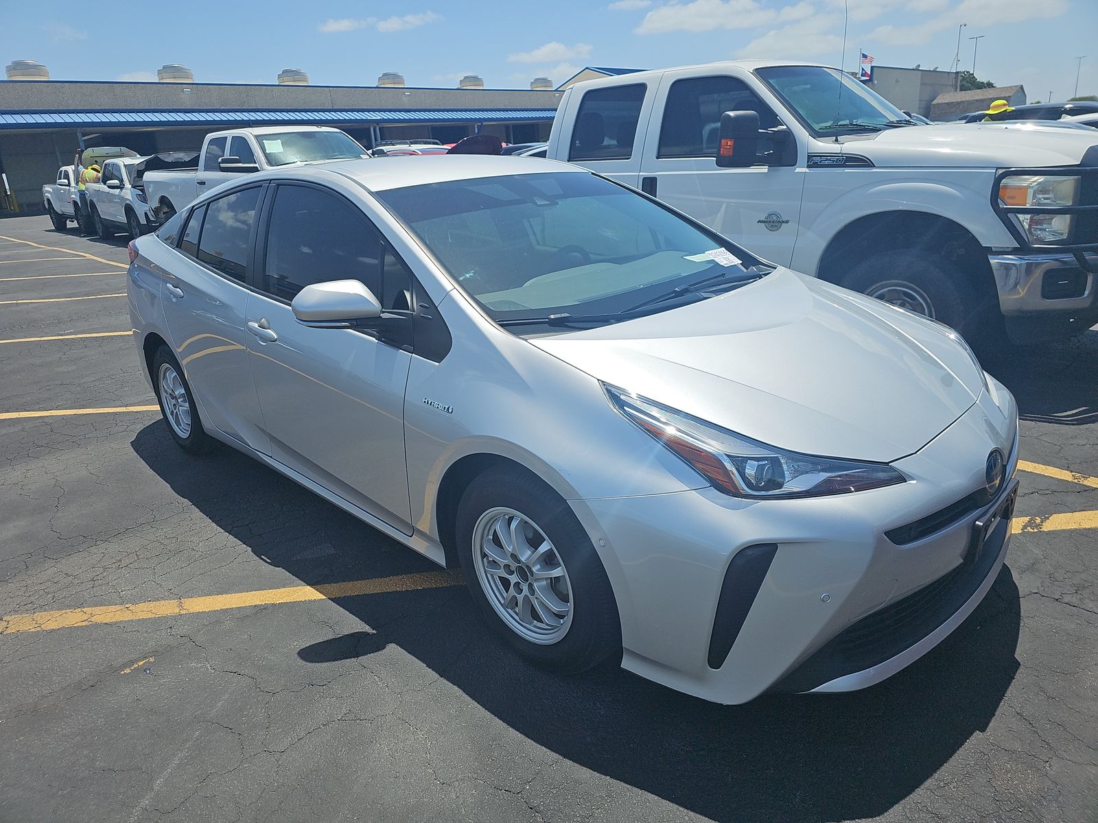 2022 Toyota Prius LE FWD