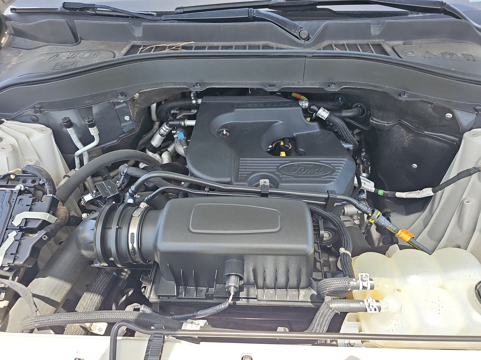 2020 Ford Explorer XLT RWD