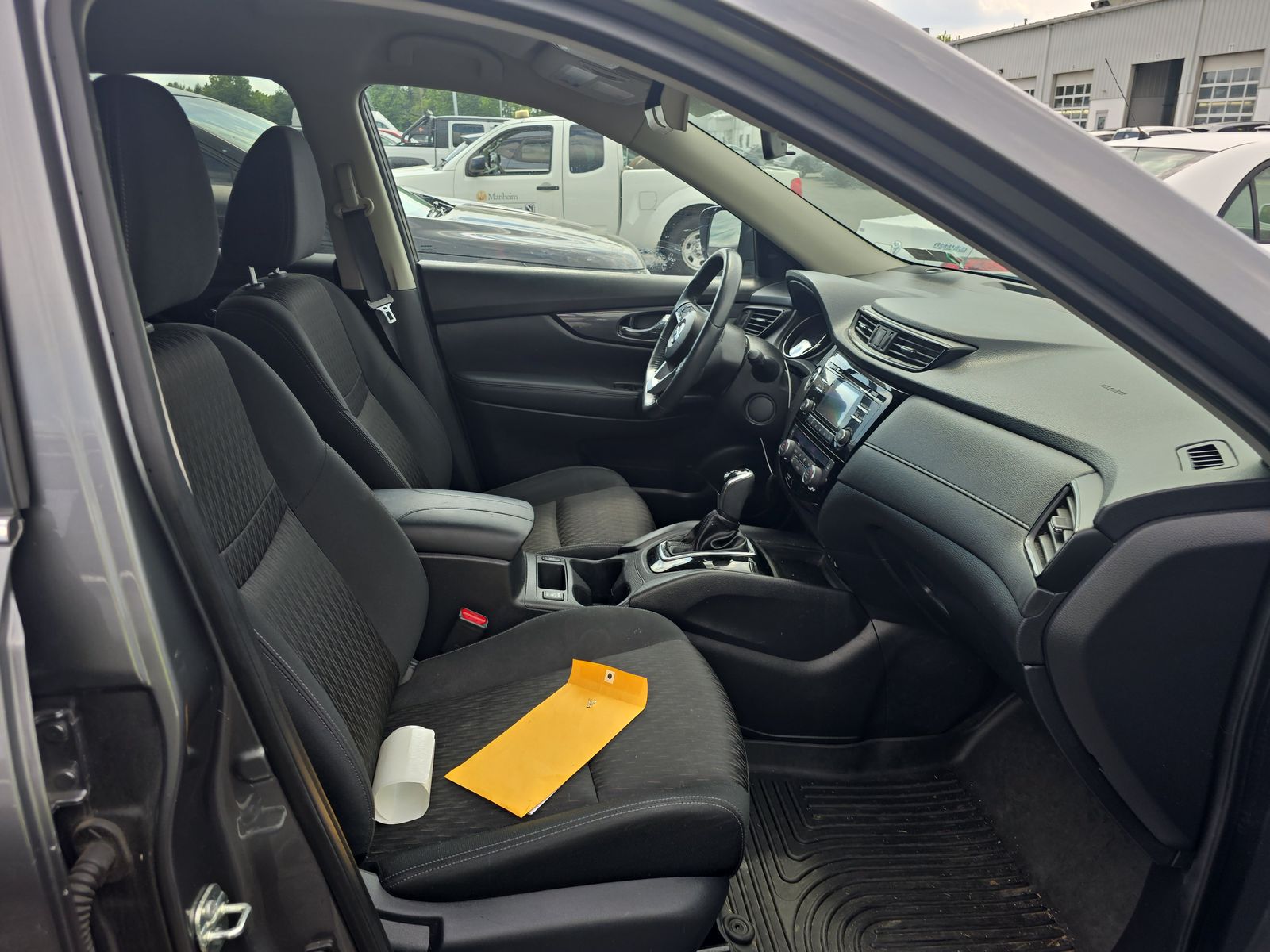 2017 Nissan Rogue SV AWD