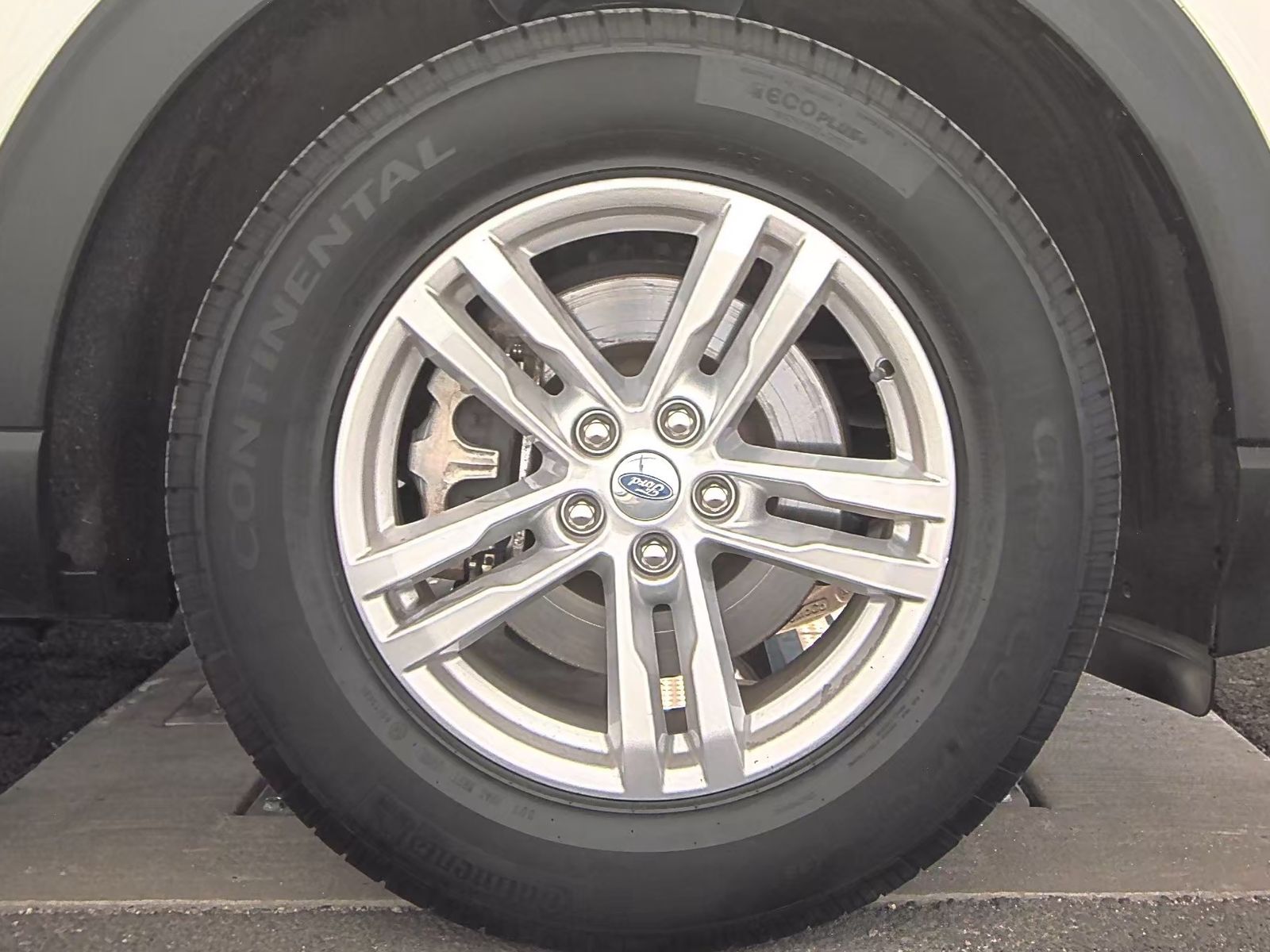 2021 Ford Explorer XLT AWD