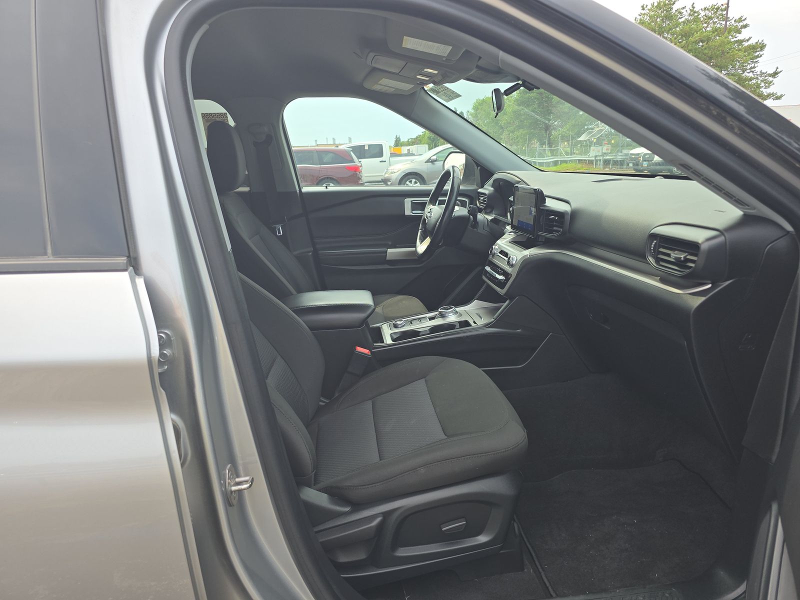 2022 Ford Explorer XLT AWD