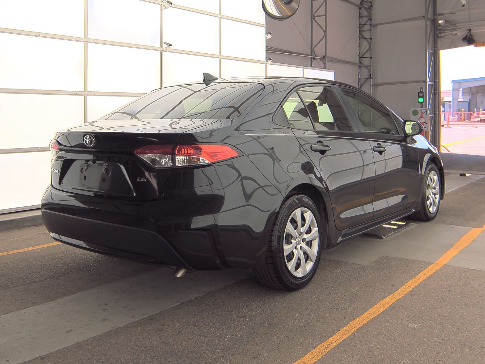 2022 Toyota Corolla LE FWD