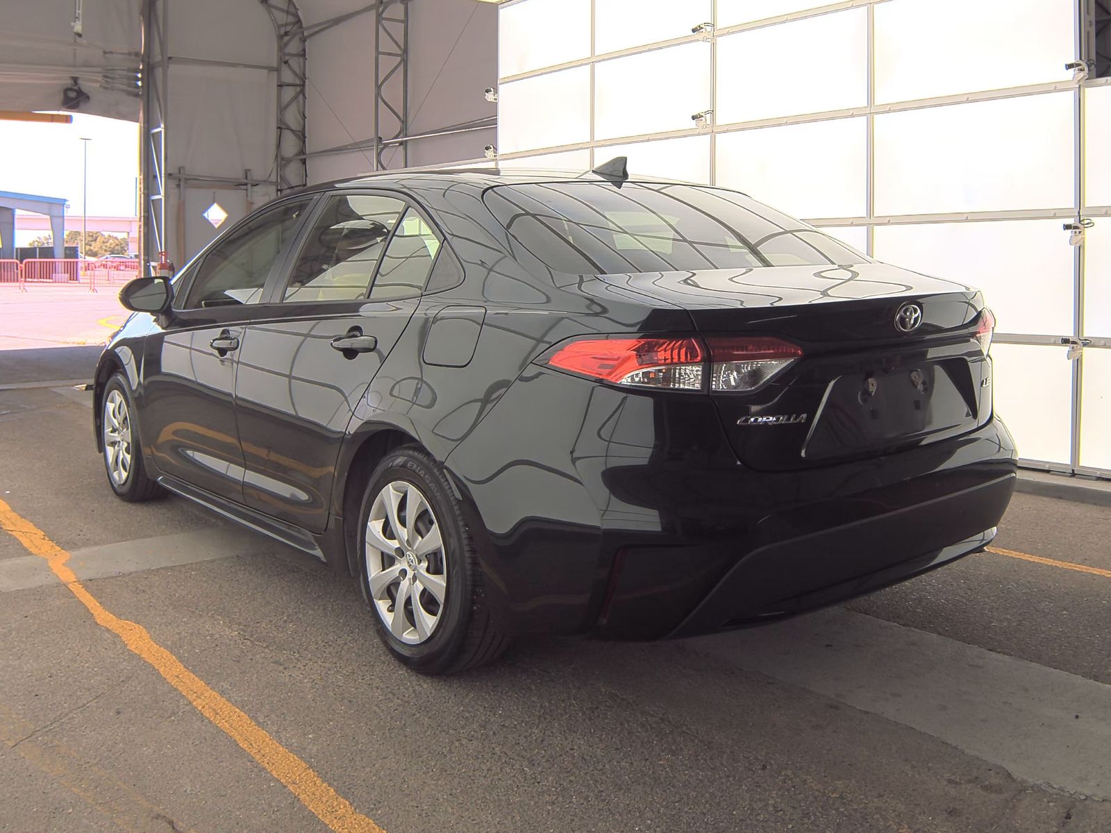 2022 Toyota Corolla LE FWD