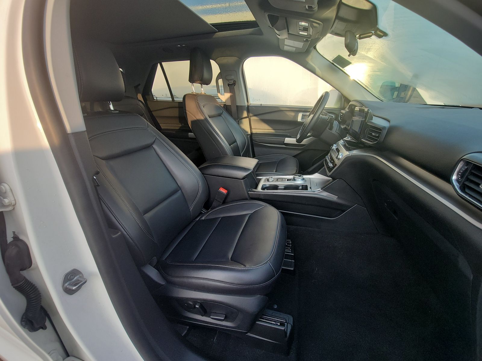 2022 Ford Explorer XLT AWD