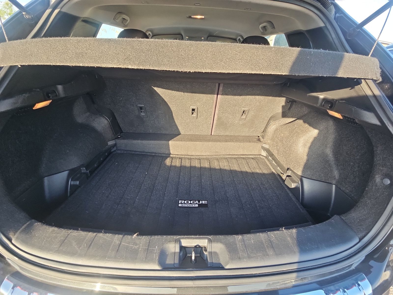 2020 Nissan Rogue Sport S FWD