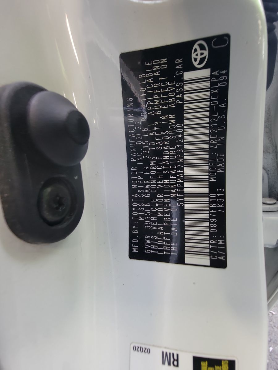 2022 Toyota Corolla LE FWD