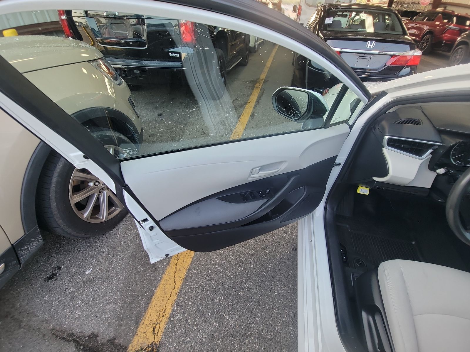 2022 Toyota Corolla LE FWD