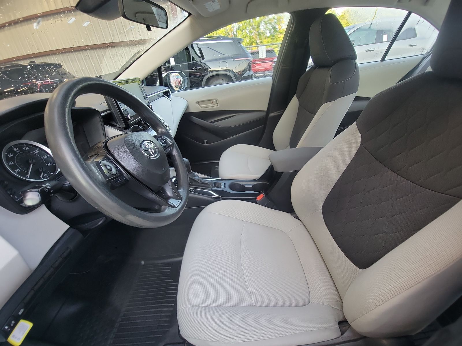 2022 Toyota Corolla LE FWD