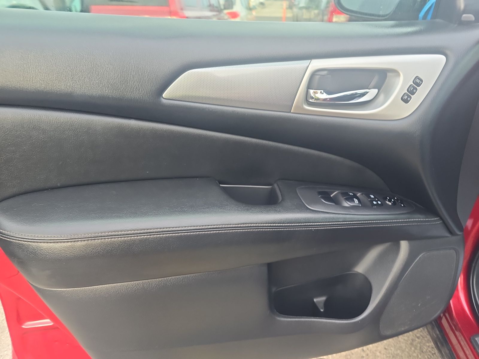 2017 Nissan Pathfinder SL AWD