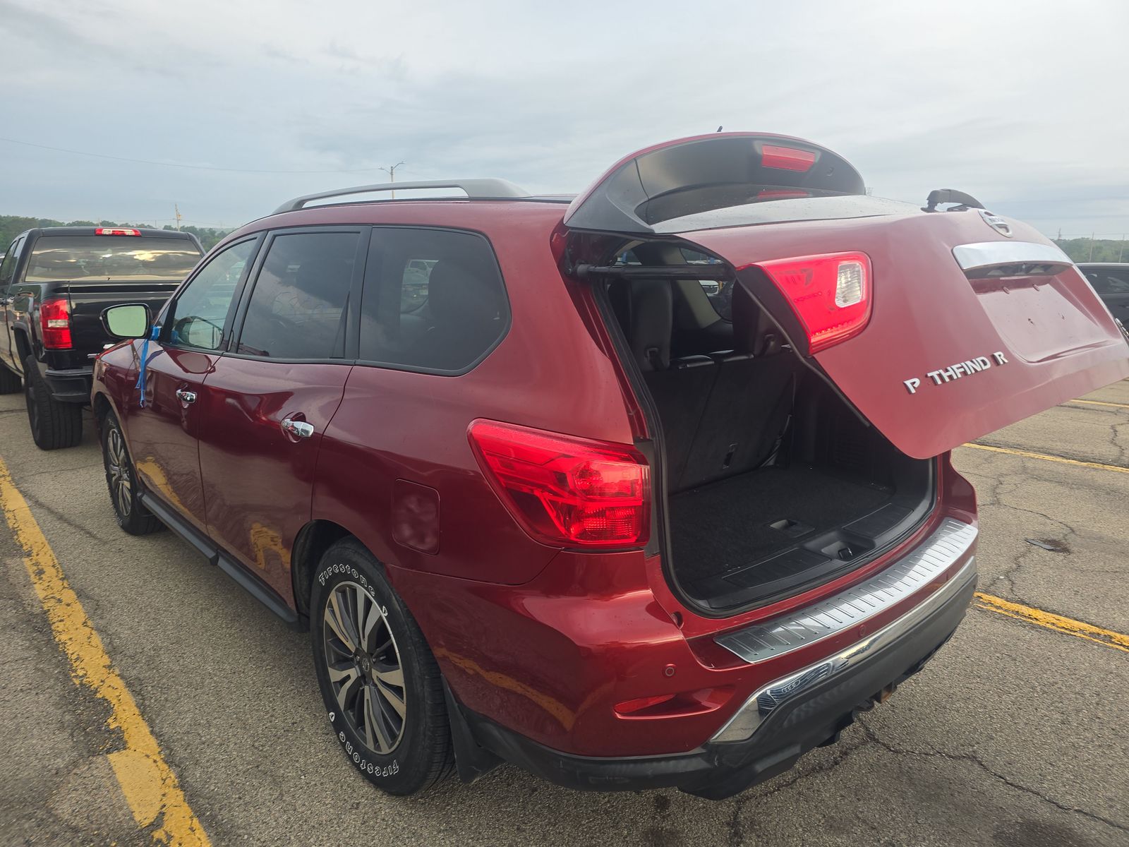 2017 Nissan Pathfinder SL AWD