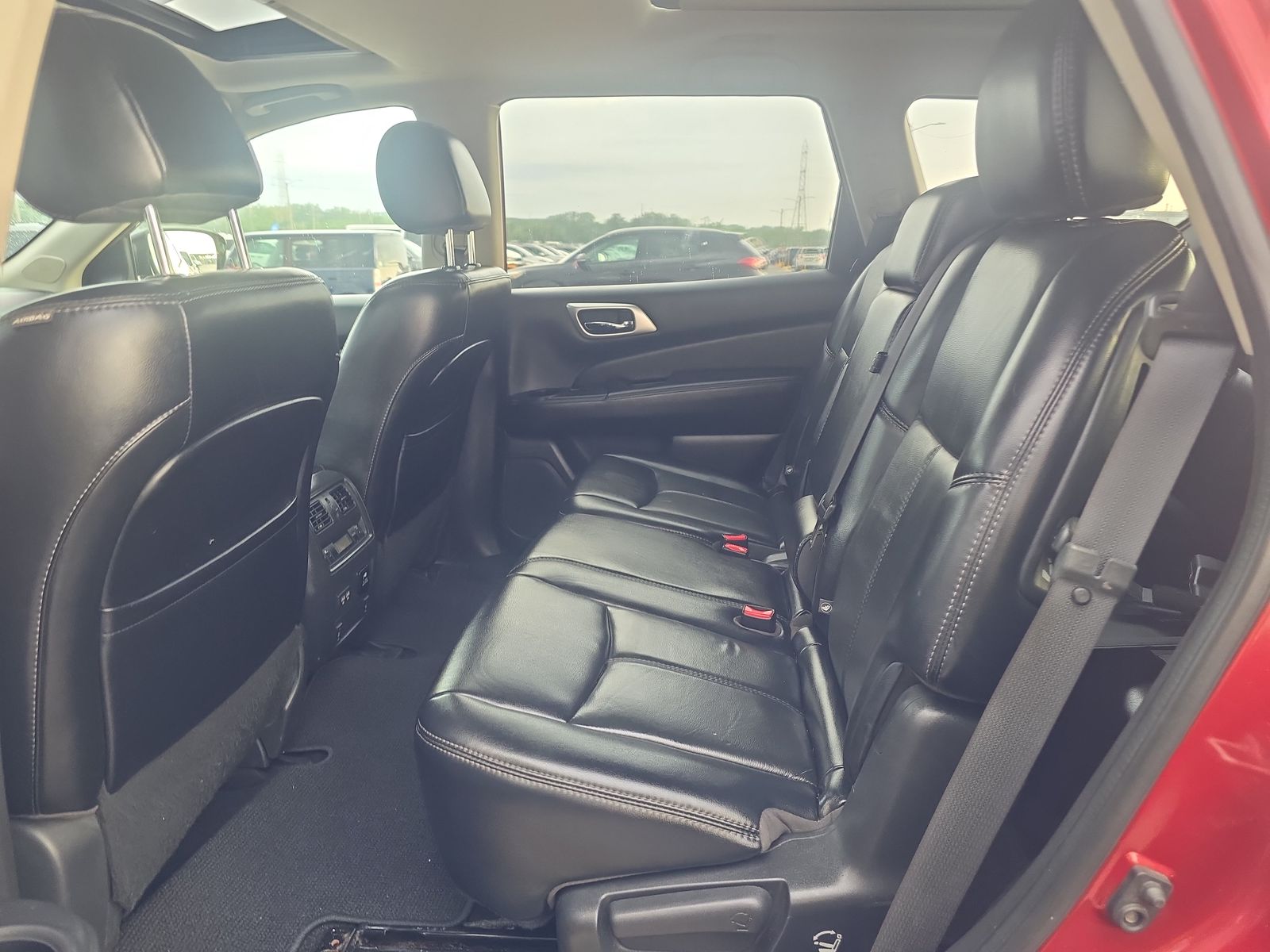 2017 Nissan Pathfinder SL AWD