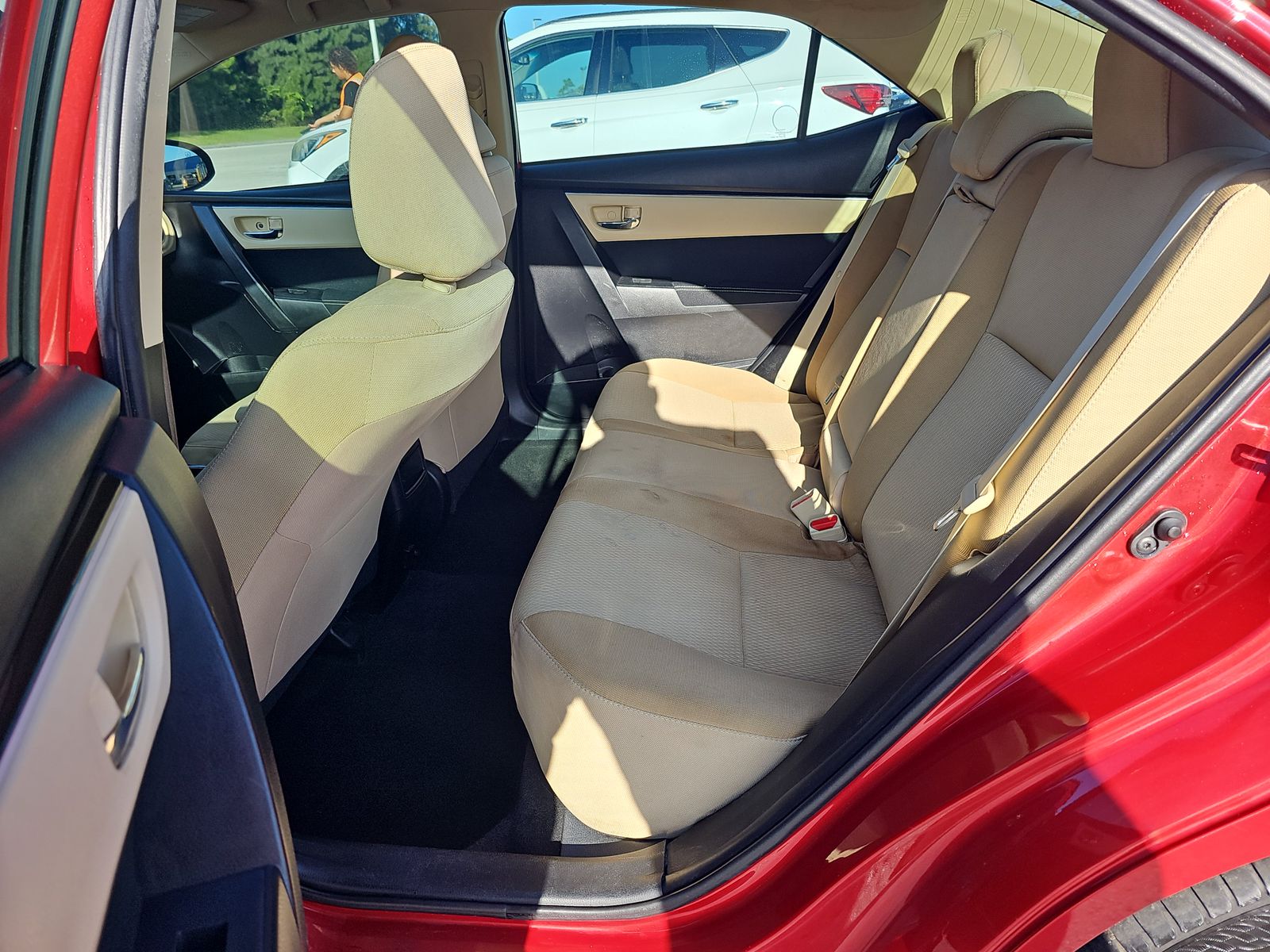 2018 Toyota Corolla LE FWD