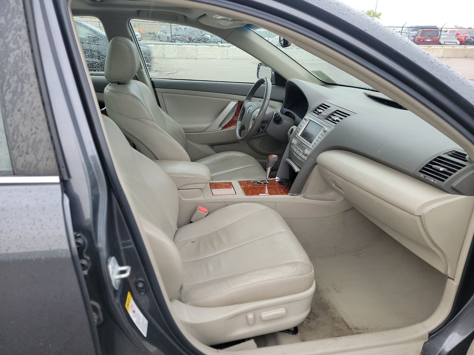 2011 Toyota Camry XLE FWD