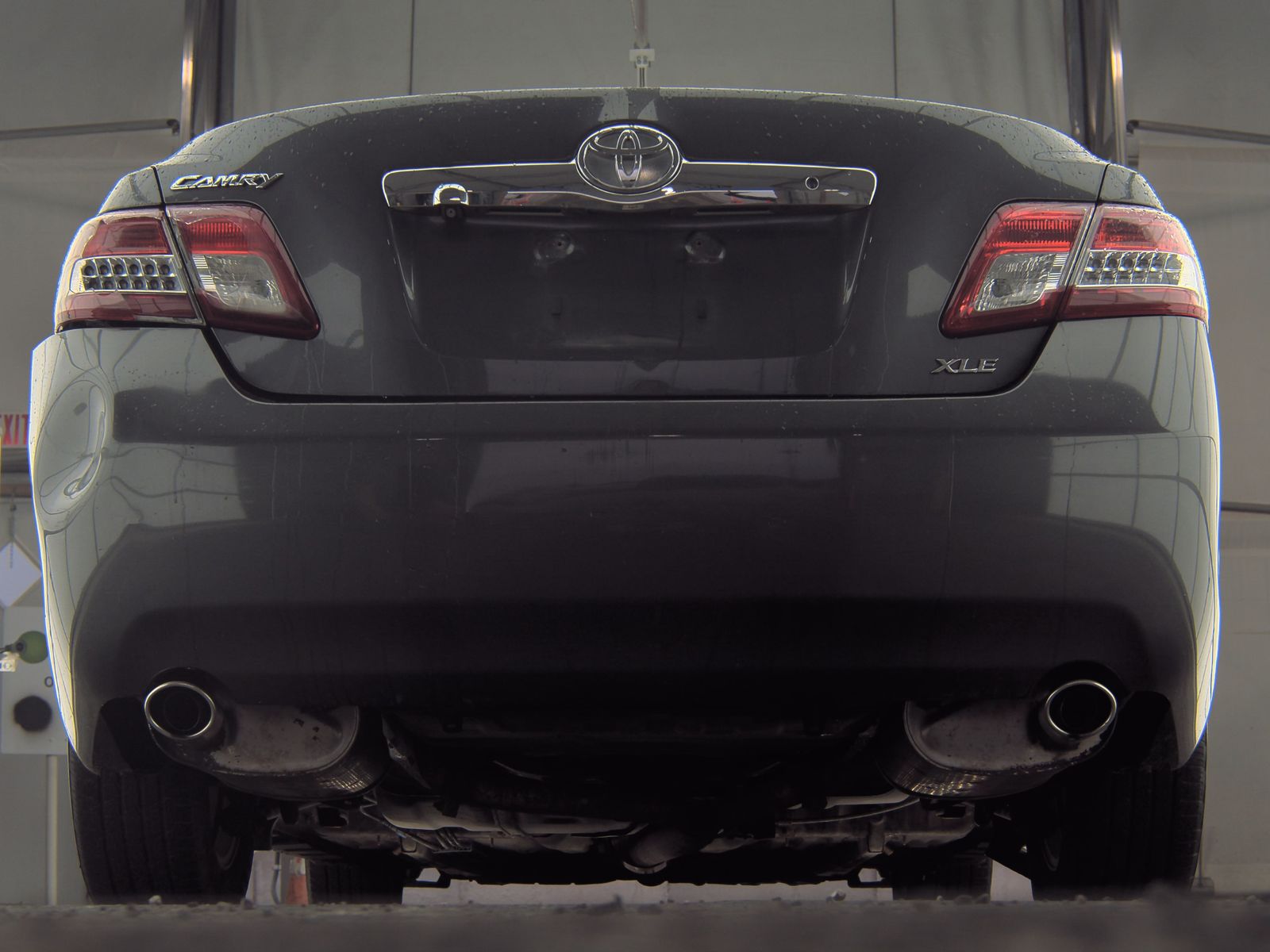 2011 Toyota Camry XLE FWD