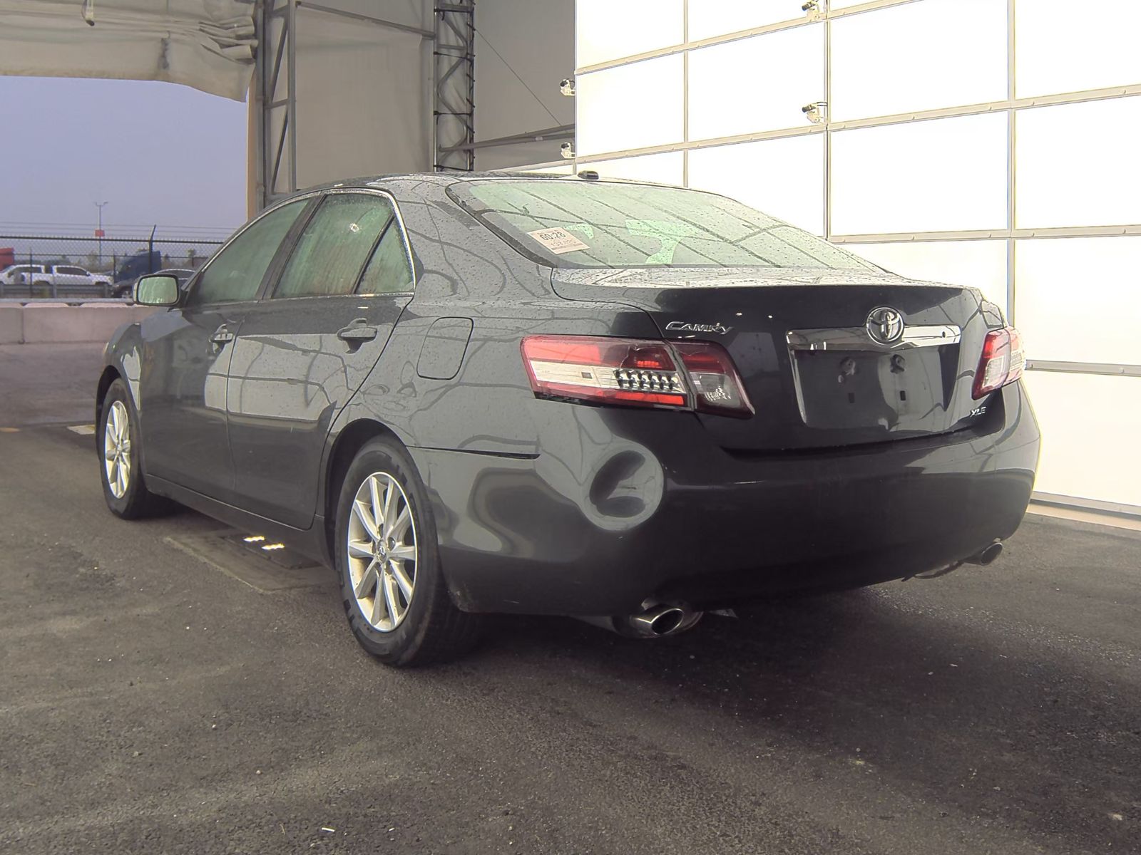 2011 Toyota Camry XLE FWD