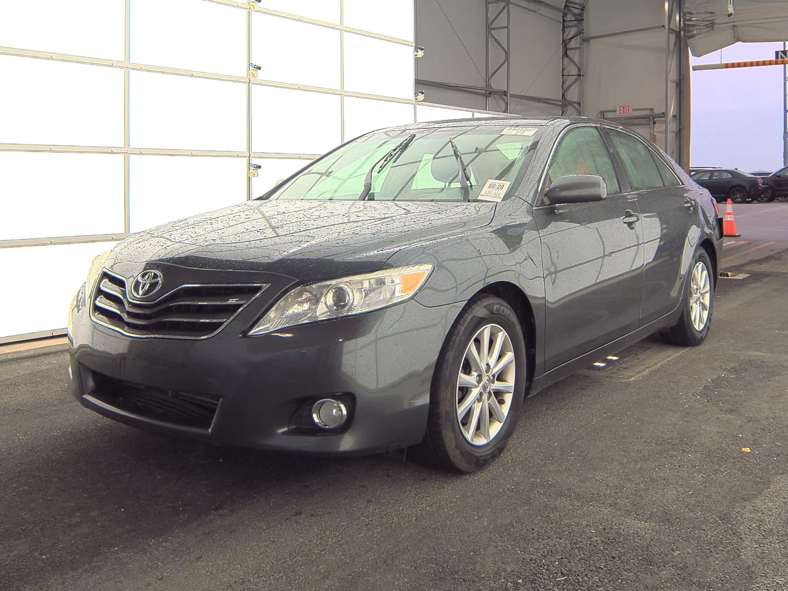 2011 Toyota Camry XLE FWD