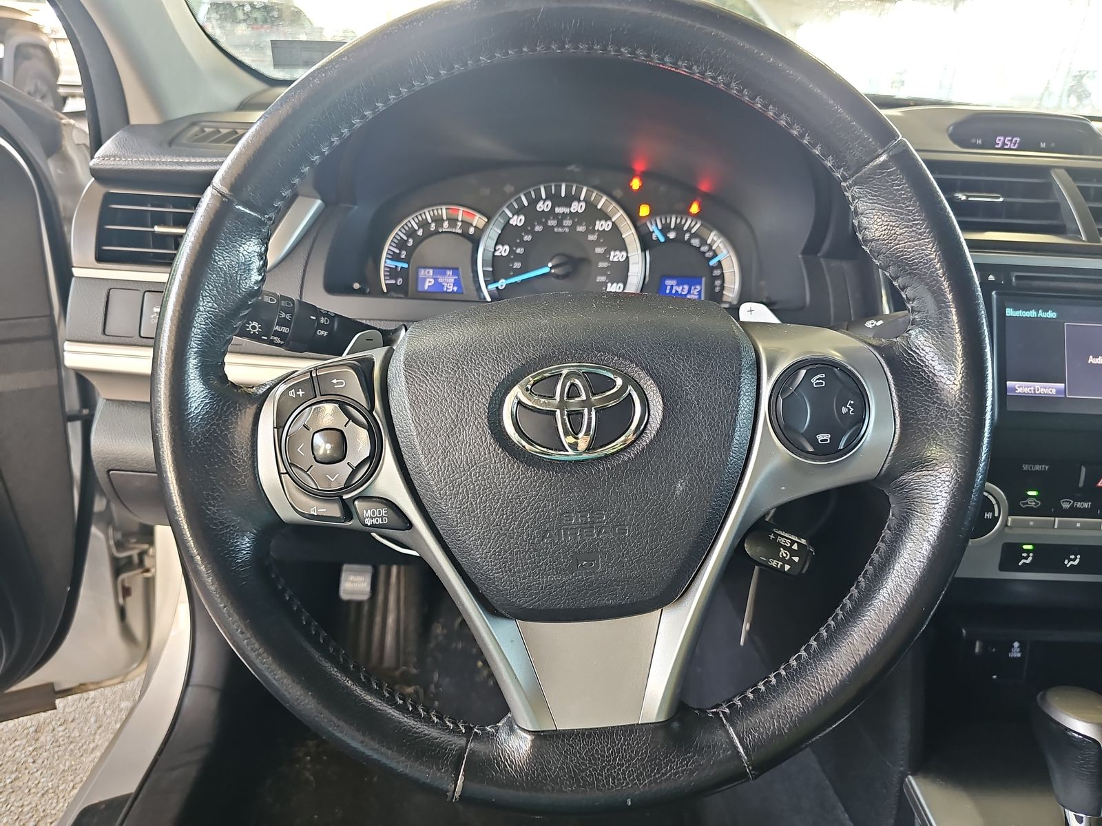 2014 Toyota Camry SE FWD