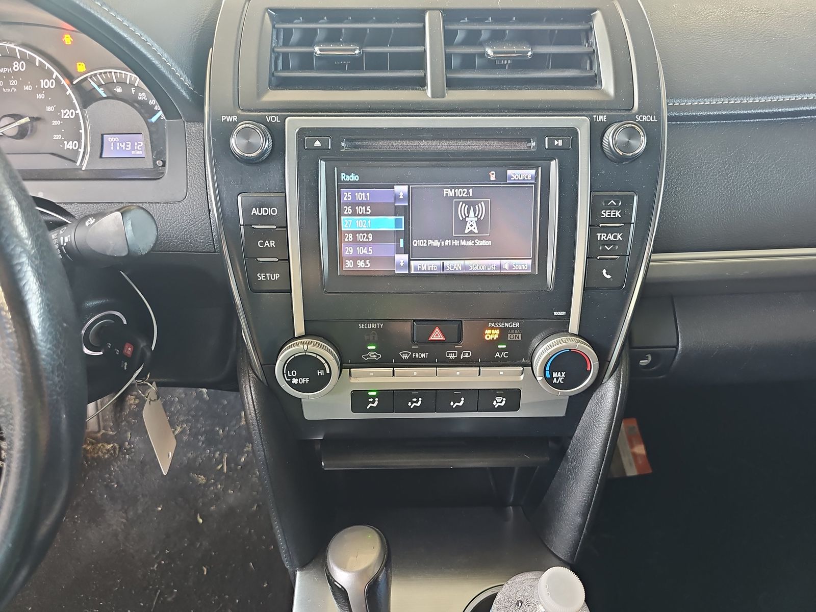 2014 Toyota Camry SE FWD