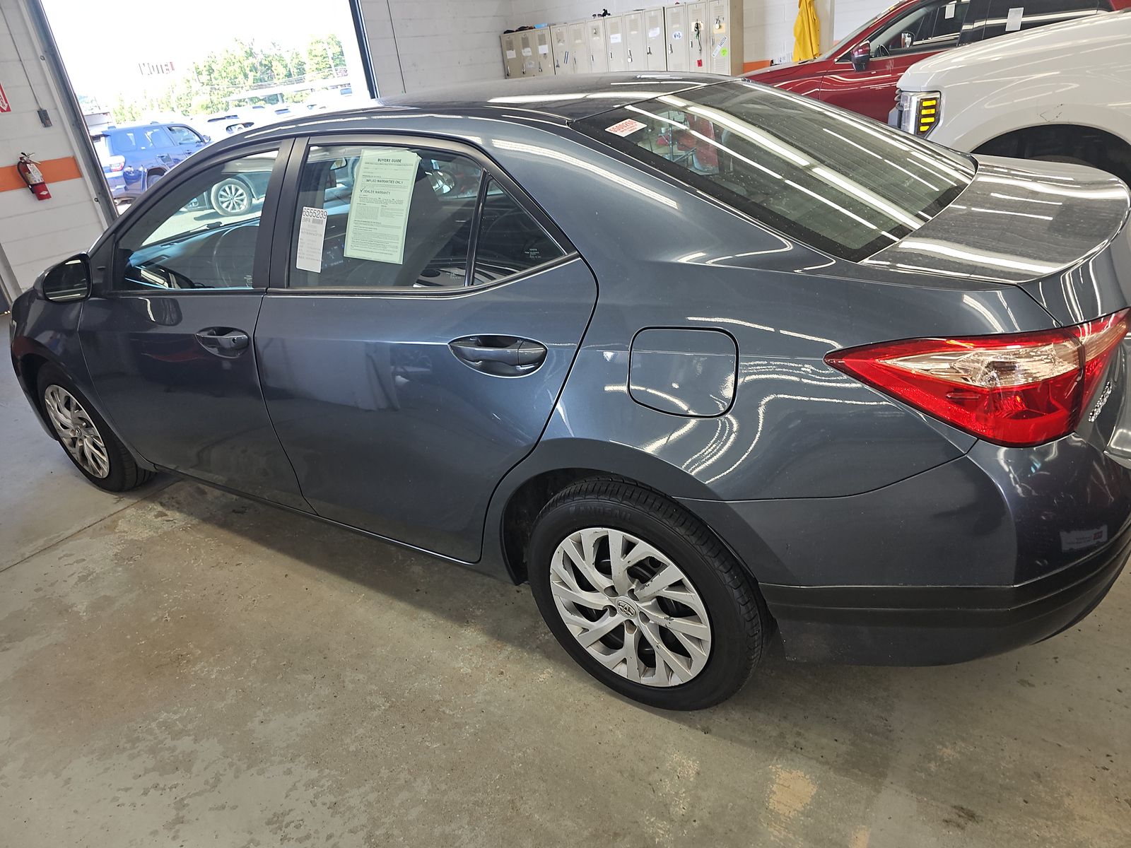 2018 Toyota Corolla LE FWD