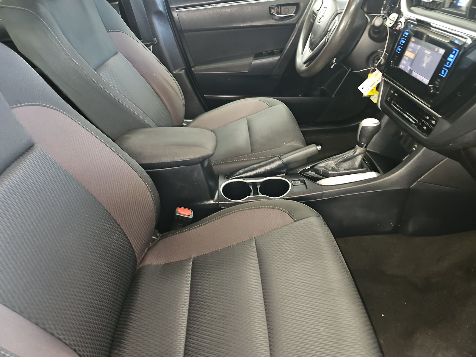 2018 Toyota Corolla LE FWD