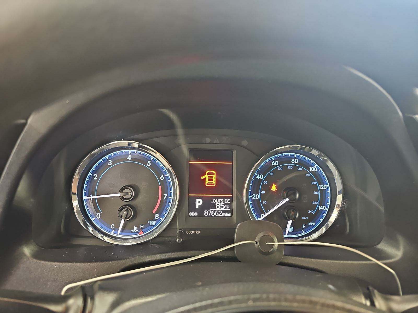 2018 Toyota Corolla LE FWD