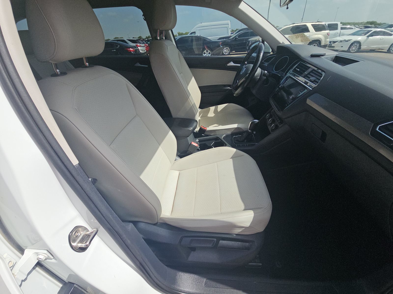 2018 Volkswagen Tiguan 2.0T SEL FWD